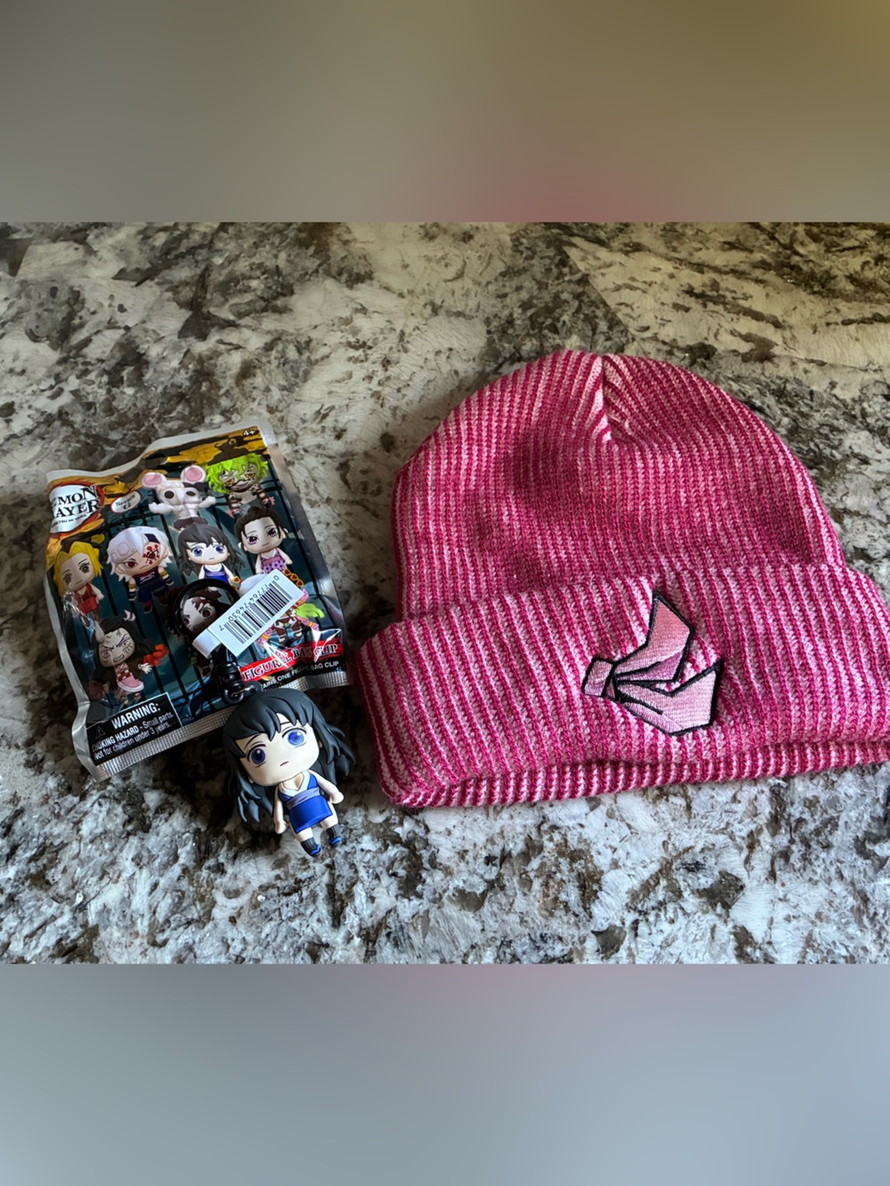 Demon Slayer Collectible Bundle Nezuko Beanie + Suma Bag Clip